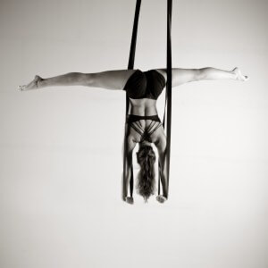 Nadja Hawranek, Vertical Dance, Artistik/Akrobatik, Performerin